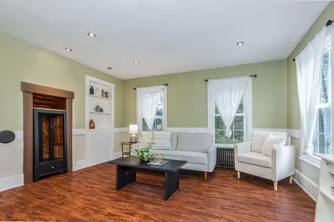 Living - 1685 Dover Rd, Epsom, NH 03234 photo 2 of 2