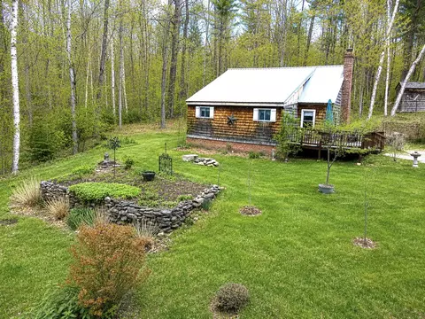 1329 Newfane Rd, Wardsboro, VT 05355