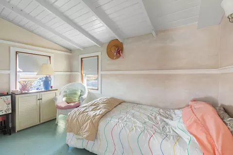 Bedroom - 7 Anchor Ct, Hampton, NH 03842 photo 3 of 3
