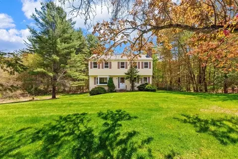3 Cortland Dr, Salem, NH 03079