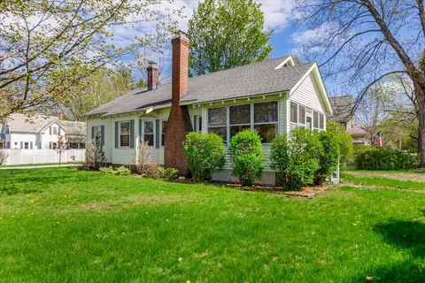 4 Fairview St, Keene, NH 03431
