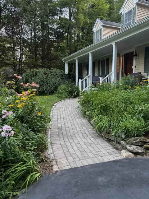 Exterior - 5 Goodwin Rd, Hampton Falls, NH 03844 photo 10 of 16