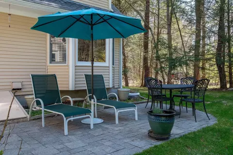 Exterior - 5 Goodwin Rd, Hampton Falls, NH 03844 photo 7 of 16