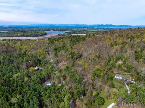 476 Nxt Lincoln Rd, Williston, VT 05495