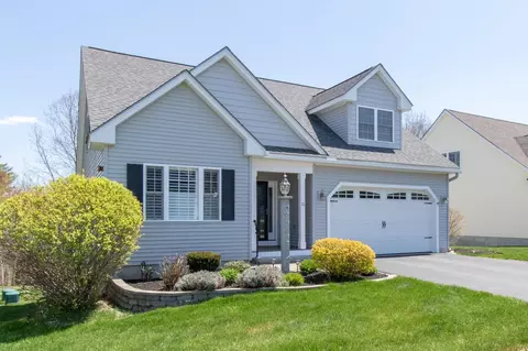 11 Bent Grass Cir, Kingston, NH 03848