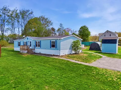 54 Old Ashby Rd, Greenville, NH 03048