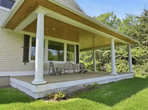 Exterior - 132 Point View Dr, Shelburne, VT 05482 photo 5 of 6