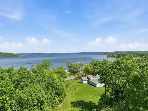 View/Area - 132 Point View Dr, Shelburne, VT 05482 photo 5 of 5
