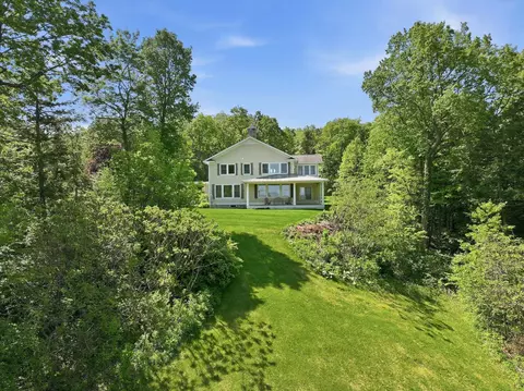 Exterior - 132 Point View Dr, Shelburne, VT 05482 photo 3 of 6