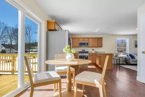 Dining - 15 Violette Dr # B, Epping, NH 03042 photo 1 of 2