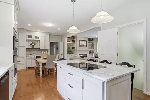 Kitchen - 89 Everett Dam Rd, Dunbarton, NH 03046 photo 3 of 4