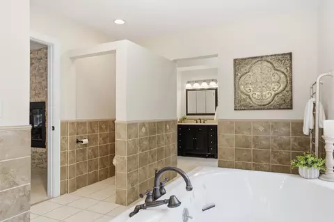 Bath - 89 Everett Dam Rd, Dunbarton, NH 03046 photo 2 of 4