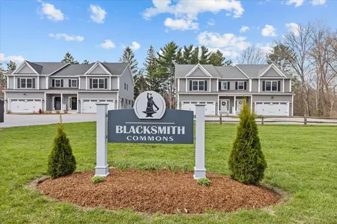 51 Blacksmith Dr, Colchester, VT 05446