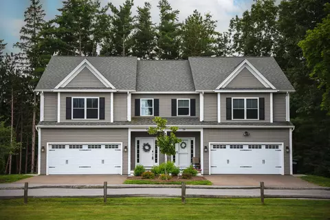51 Blacksmith Dr, Colchester, VT 05446