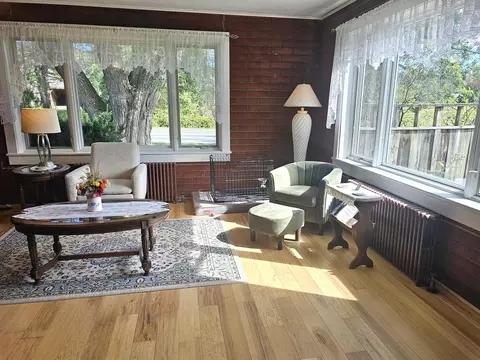 Living - 5506 St George Rd, Williston, VT 05495 photo 3 of 7
