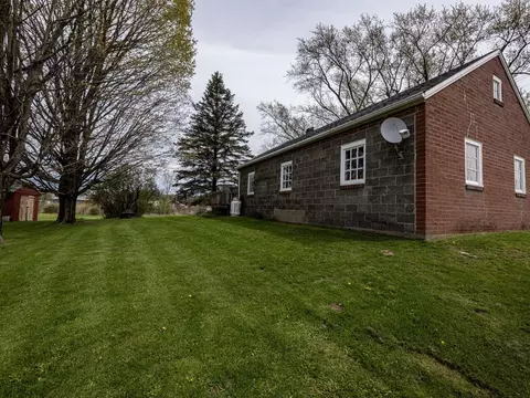 Exterior - 5506 St George Rd, Williston, VT 05495 photo 2 of 23