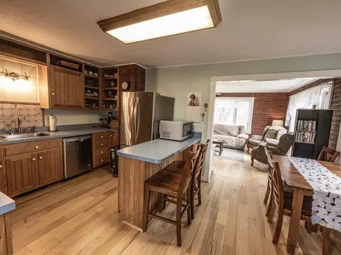 Kitchen - 5506 St George Rd, Williston, VT 05495 photo 3 of 3