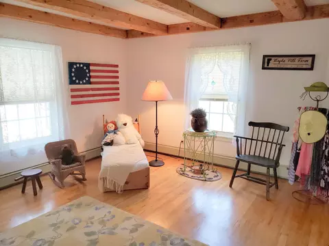 Bedroom - 352 Maple Hill Rd, Newbury, VT 05051 photo 2 of 4