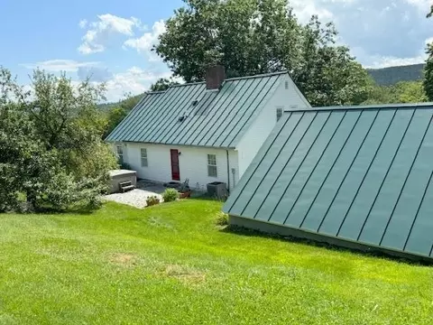 Exterior - 352 Maple Hill Rd, Newbury, VT 05051 photo 23 of 27