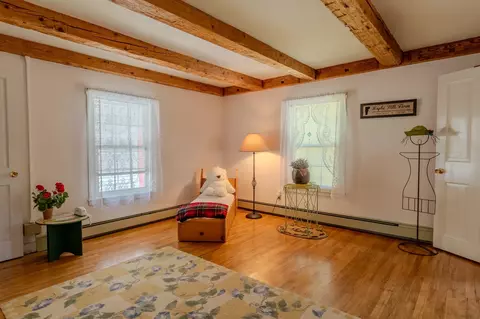 Bedroom - 352 Maple Hill Rd, Newbury, VT 05051 photo 3 of 8