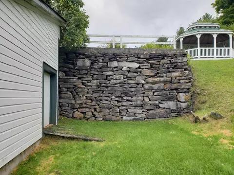 Exterior - 352 Maple Hill Rd, Newbury, VT 05051 photo 18 of 27
