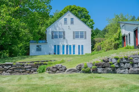 Exterior - 352 Maple Hill Rd, Newbury, VT 05051 photo 9 of 15