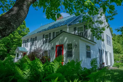 Exterior - 352 Maple Hill Rd, Newbury, VT 05051 photo 4 of 15