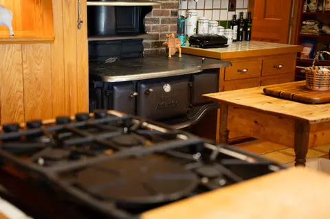 Kitchen - 352 Maple Hill Rd, Newbury, VT 05051 photo 2 of 7