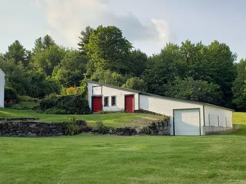 Exterior - 352 Maple Hill Rd, Newbury, VT 05051 photo 16 of 27