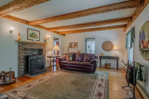Living - 352 Maple Hill Rd, Newbury, VT 05051 photo 3 of 4