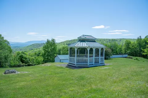 Exterior - 352 Maple Hill Rd, Newbury, VT 05051 photo 12 of 15