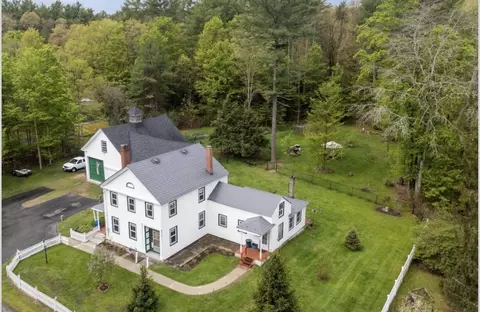 6 Mammoth Rd, Windham, NH 03087
