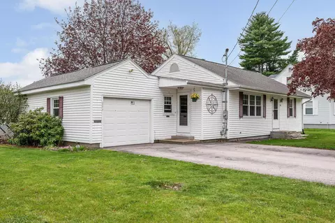 257 Seames Dr, Manchester, NH 03103