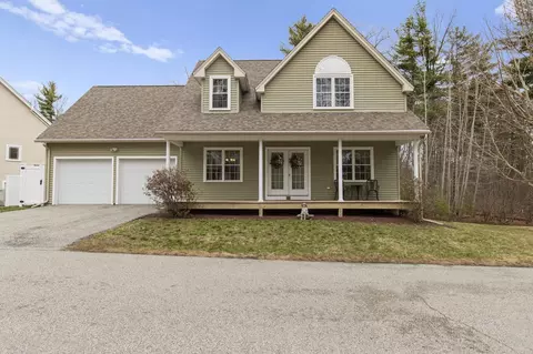 5 Izzy Ln, Kittery, ME 03904