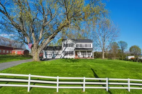 403 Hibbard Rd, Milton, VT 05468