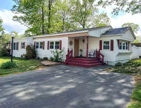 6 So Dewberry Ln, Rochester, NH 03867
