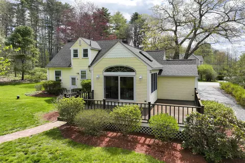 Exterior - 95 Kingston Rd, Exeter, NH 03833 photo 7 of 16