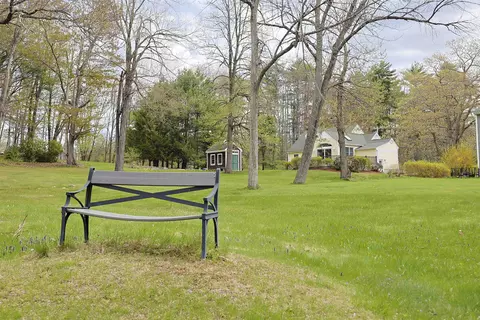 Exterior - 95 Kingston Rd, Exeter, NH 03833 photo 5 of 16