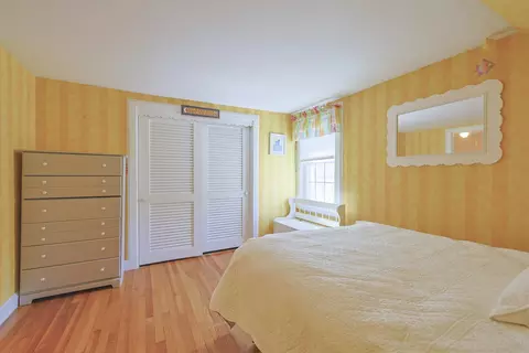 Bedroom - 95 Kingston Rd, Exeter, NH 03833 photo 4 of 4