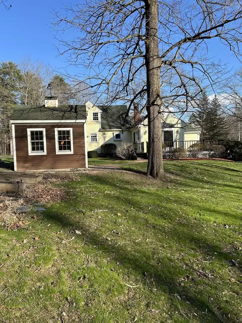 Exterior - 95 Kingston Rd, Exeter, NH 03833 photo 10 of 16