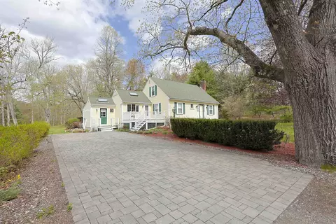 Exterior - 95 Kingston Rd, Exeter, NH 03833 photo 15 of 16