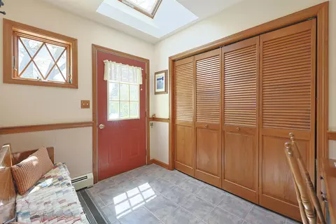 Other - 95 Kingston Rd, Exeter, NH 03833 photo 2 of 14