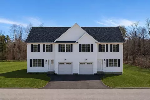 10 Violette Dr # B, Epping, NH 03042