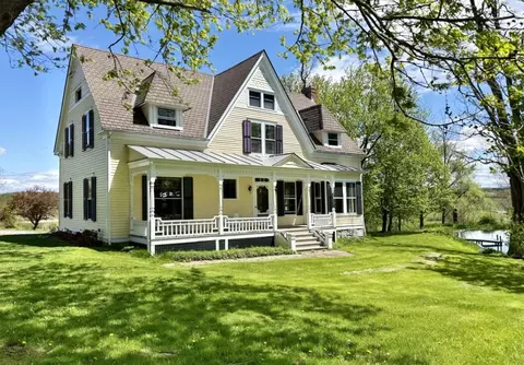 548 Watch Point Rd, Shoreham, VT 05770