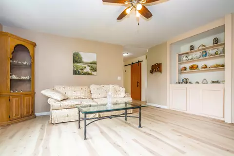 Living - 194 S Bingham St, Cornwall, VT 05753 photo 2 of 4