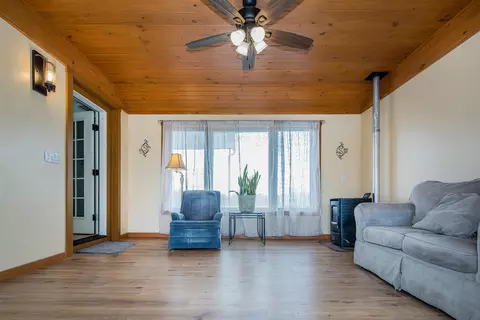 Living - 194 S Bingham St, Cornwall, VT 05753 photo 4 of 4