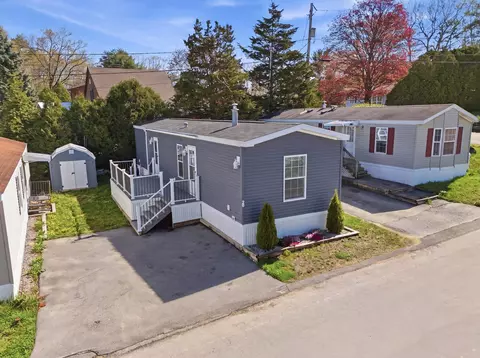 20 Amherst Rd, Newmarket, NH 03857