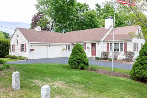 1391 Old North Main St, Laconia, NH 03246