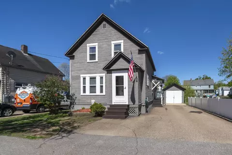 38 Dolloff St, Laconia, NH 03246