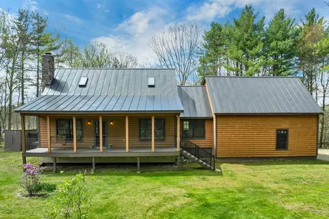 61 Gould Pond Rd, Henniker, NH 03242